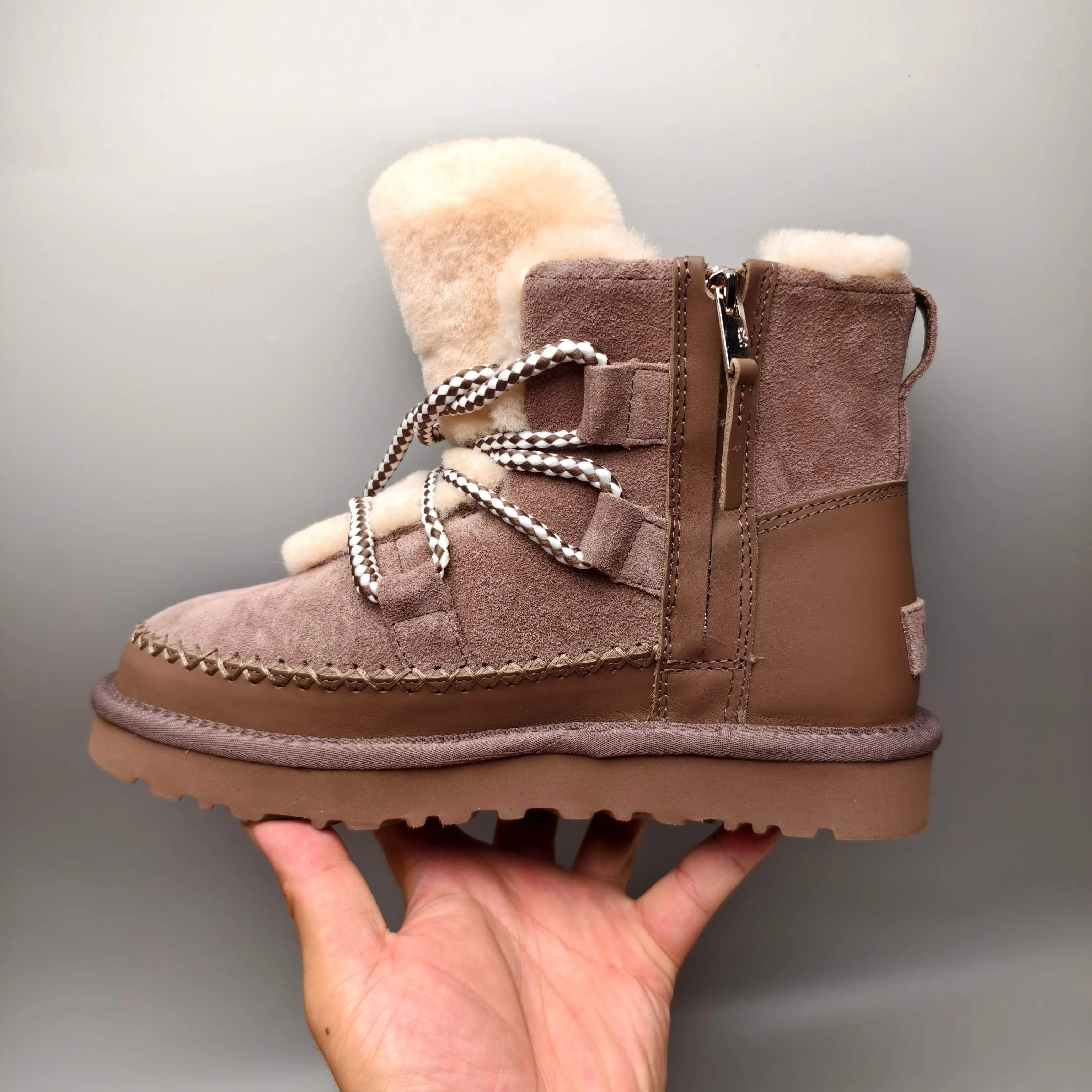 💰600 UGG sheepskin all-in-one snow boots 4574 lace-up side zipper casual shoes Color: Brown Maroon Matching size: 35-40